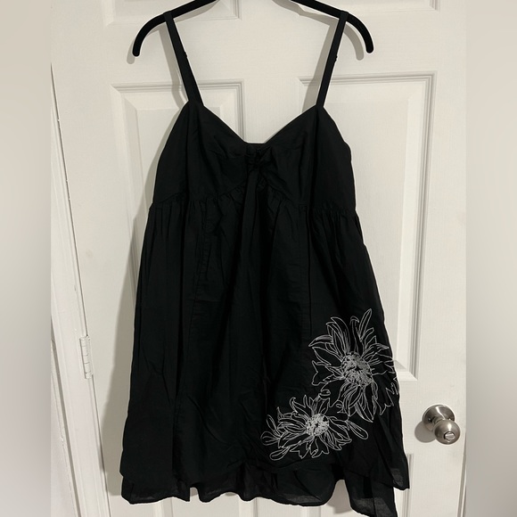 Liberty of London Black Floral Dress - Picture 1 of 6